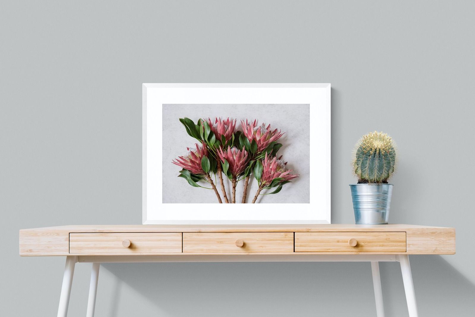 Pixalot Red Protea Bunch